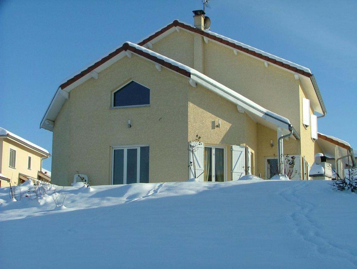 Les Enselmes Bed & Breakfast Montagnieu  Eksteriør bilde